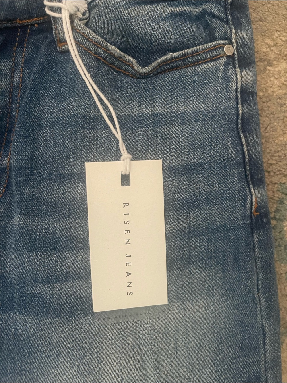 Risen V Dipped Wide Leg Dark wash jeans. NWT size 3/26 - Picture 6 of 9